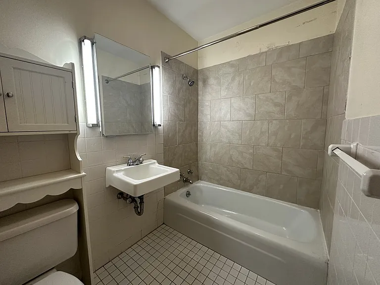 1101 N 7th Ave #11 — Photo 10