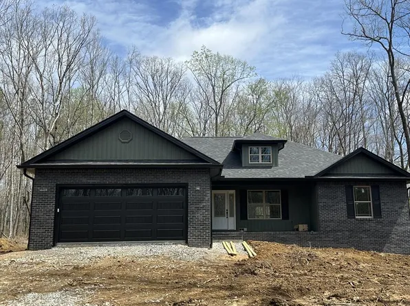 60 Bussell Dr, Monterey, TN 38574