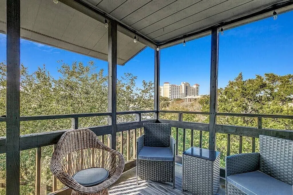 2 bed, $1,500 — Photo 1