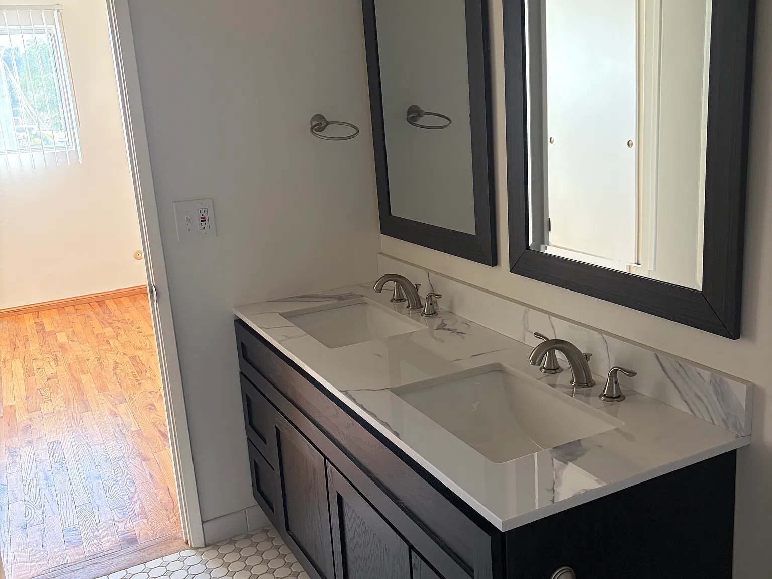 1 bed, 640 sqft, $1,950 — Photo 3