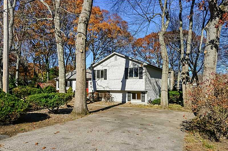 1st image of 59 Crestwood Dr