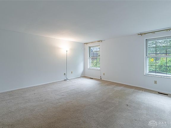 5th image of 5852 Stonegate Ct