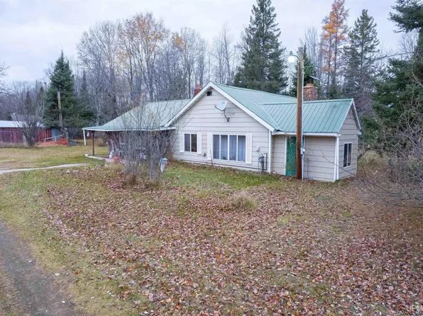 9657 N5th Road, Gladstone, MI 49837