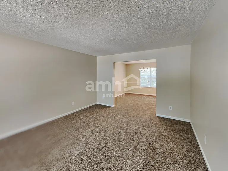 3094 Lonetree Point — Photo 9