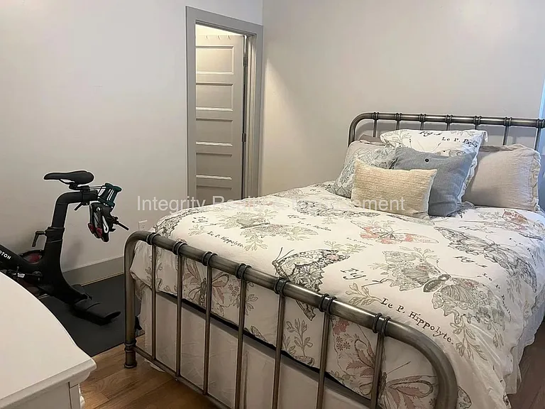 3539 Mariposa St — Photo 13