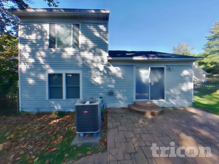1277 Collier Ln — Photo 14