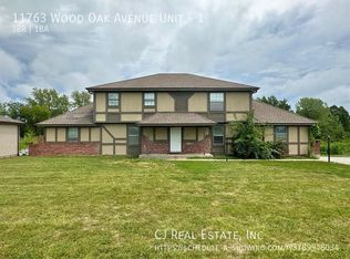 11763 Wood Oak Ave UNIT 1, Richmond, MO 64085