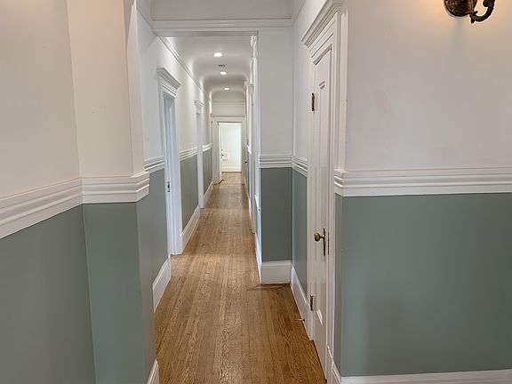 2nd image of 703 Haight St