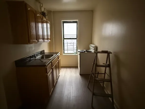 1669 Grand Ave, Bronx, NY 10453