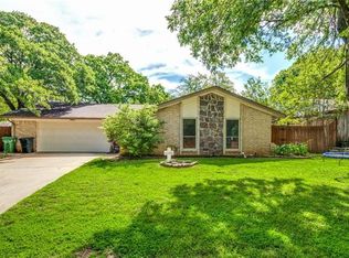2411 Tanglewood Dr, Grapevine, TX 76051
