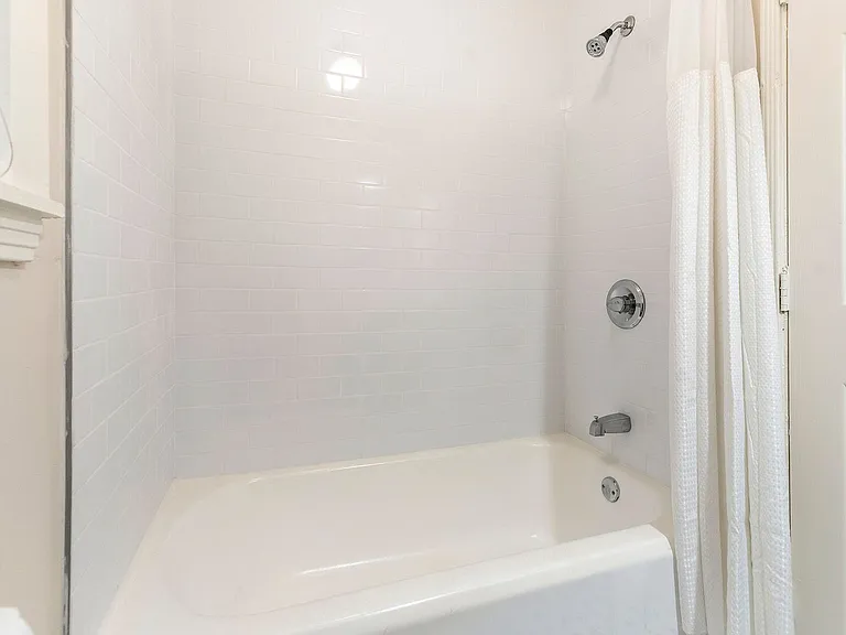 THE NORM @ 750 Normandie Ave — Photo 25