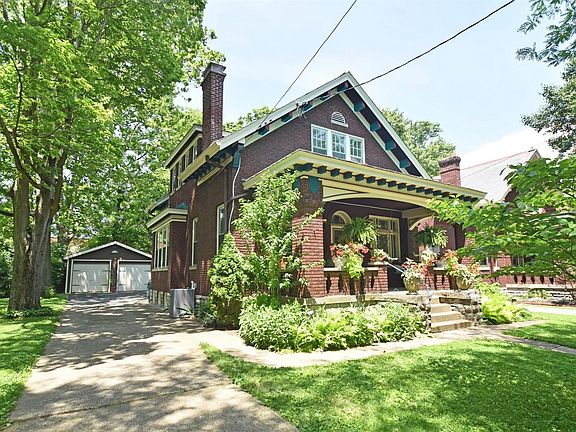 3rd image of 6223 Cary Ave