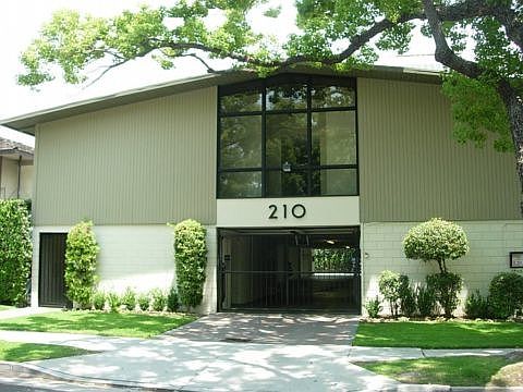 1st image of 210 S Oak Knoll Ave APT 9