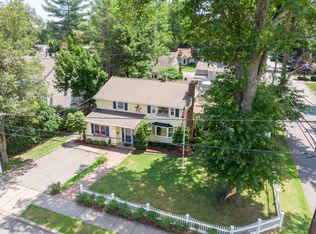 74 Waldwick Ave, Waldwick, NJ 07463