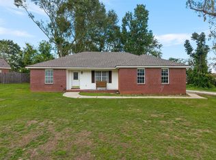 16 Heritage Dr, Purvis, MS 39475