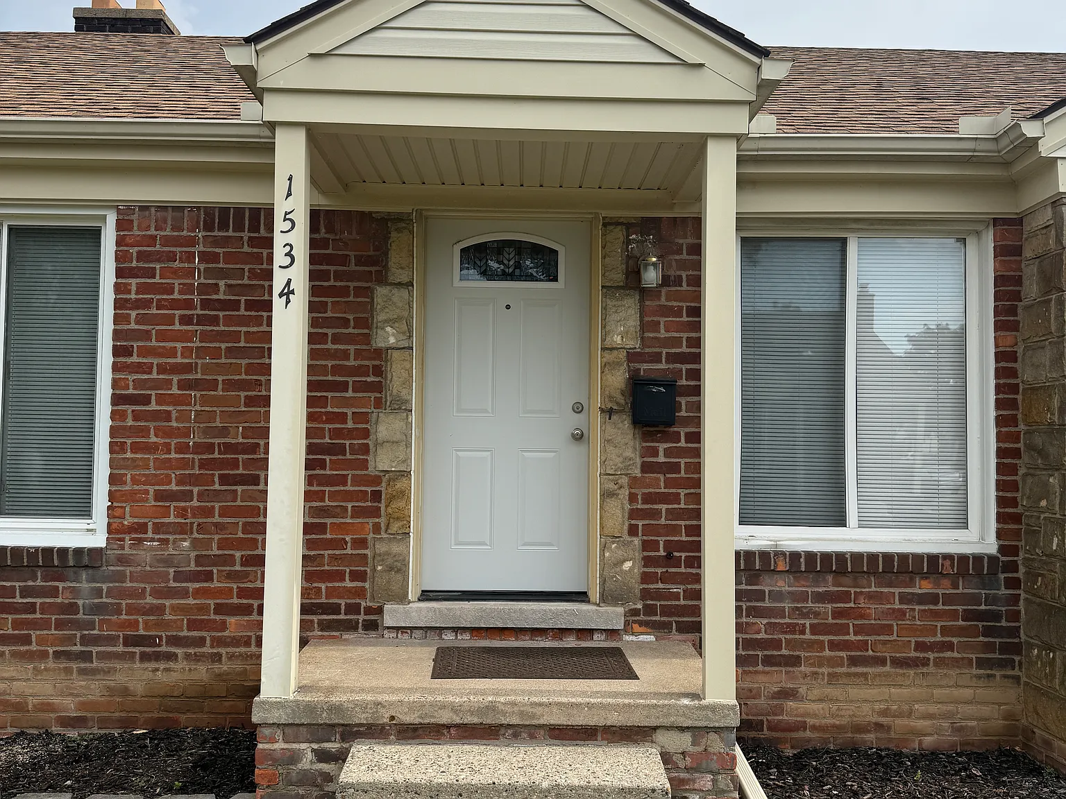 1 bed, $1,095 — Photo 2