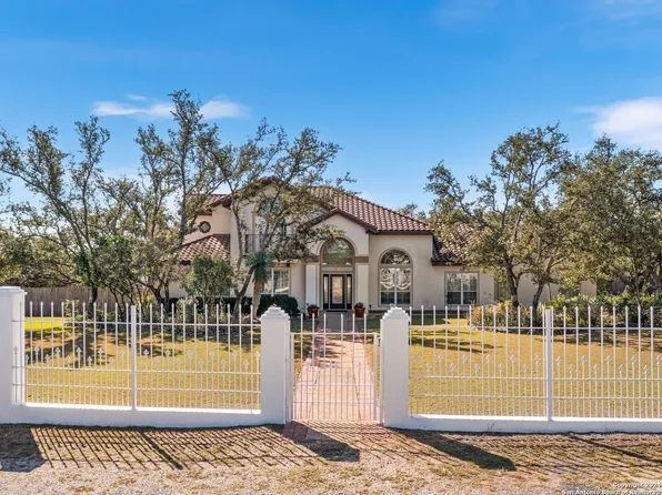 8702 rain valley, San Antonio, TX 78255