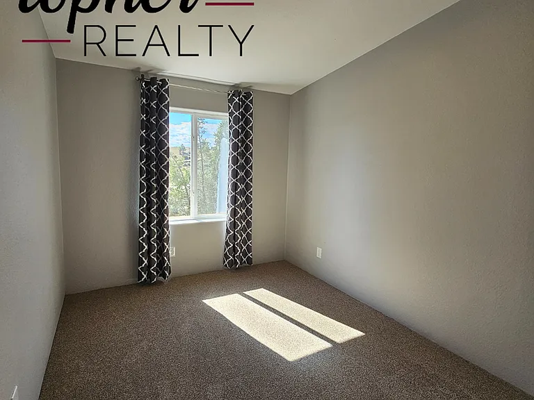 5260 Peaks View Dr — Photo 15