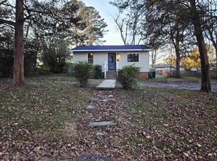 51 Hill Ln, Little Rock, AR 72209