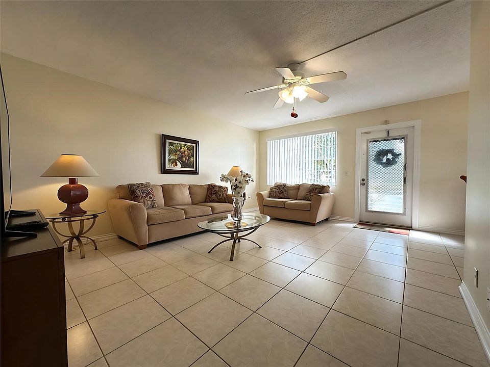 1st image of 28 Markham B #28