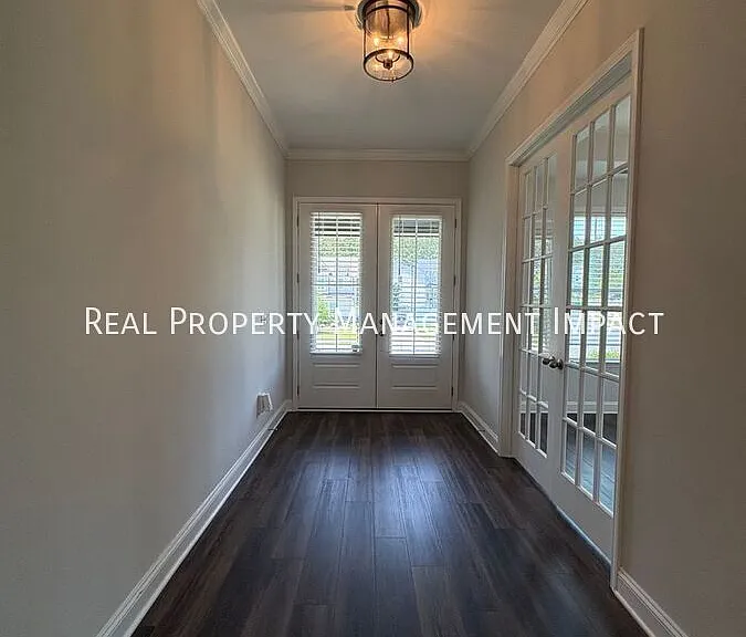 25 Parkway Dr — Photo 10