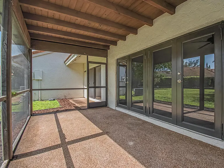 21642 Guadalajara Ave — Photo 26