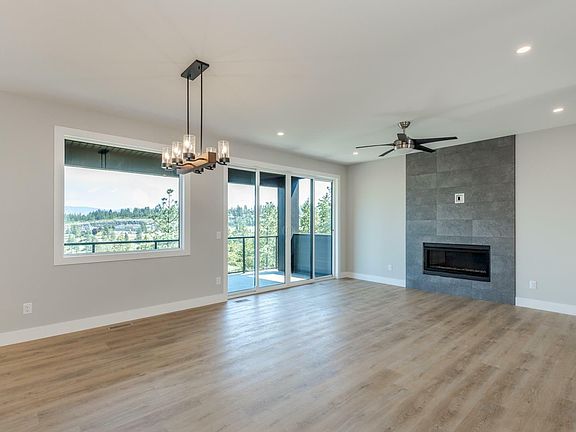 4th image of 830 Westview Way #14