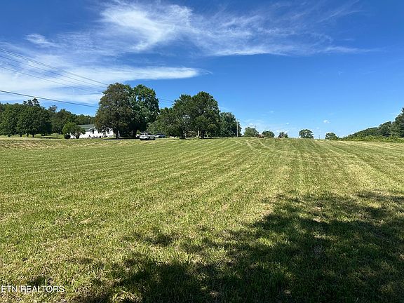 3rd image of 3169 Hinds Creek Rd