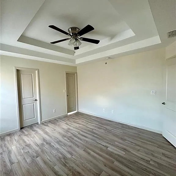 410 Newport Ave #3 — Photo 18