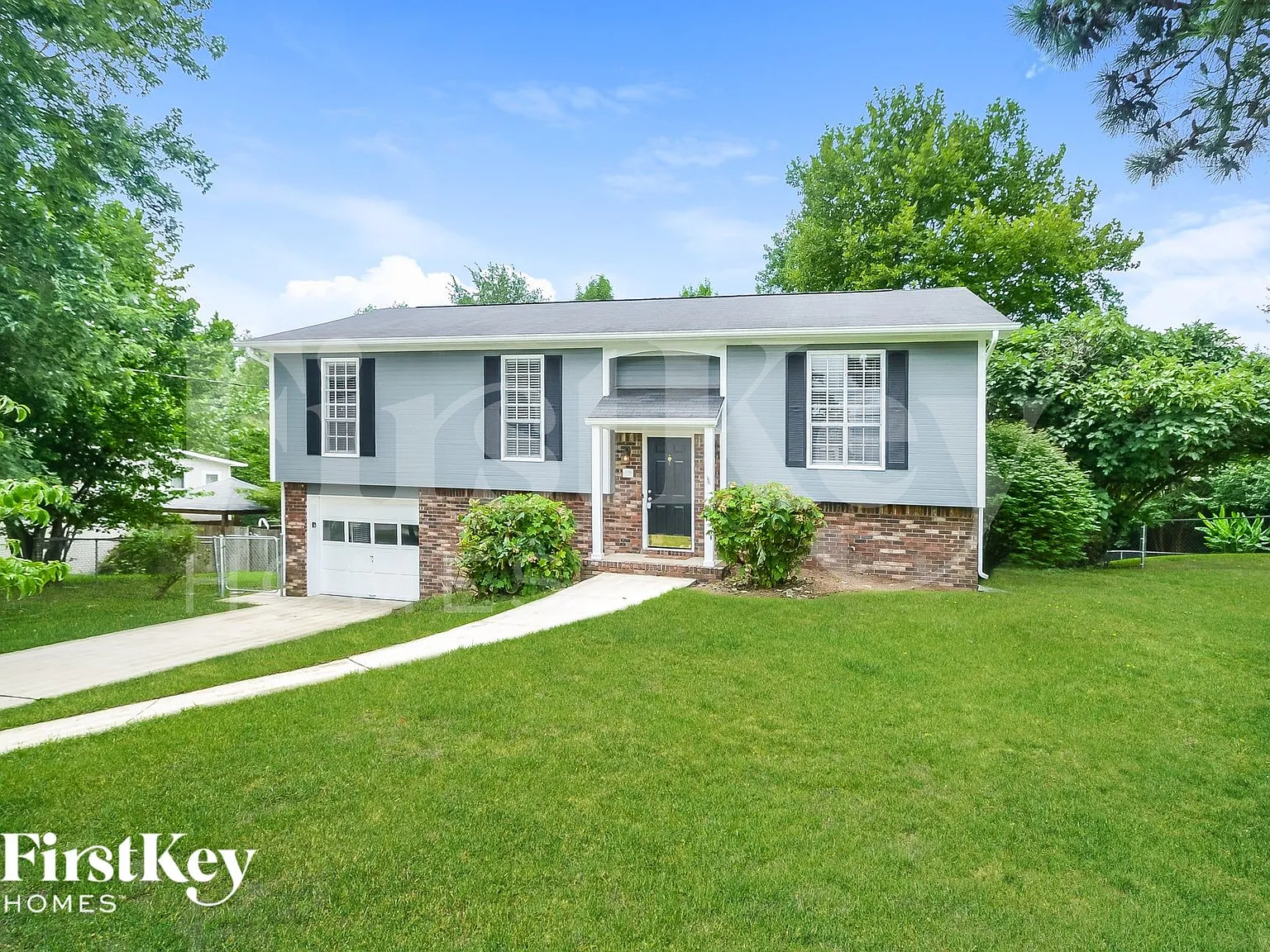 4 bed, 2.0 bath, 1461 sqft, $1,845 — Photo 2