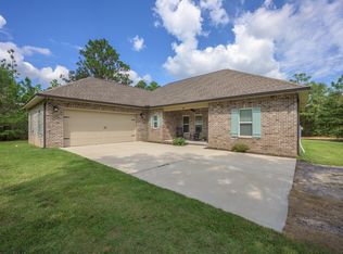 768 Long Rd, Defuniak Springs, FL 32433