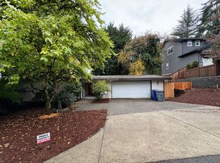 806 101st Ave SE #A, Bellevue, WA 98004