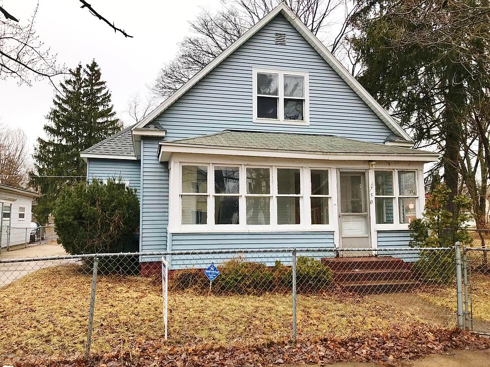 1st image of 750 Pearl St