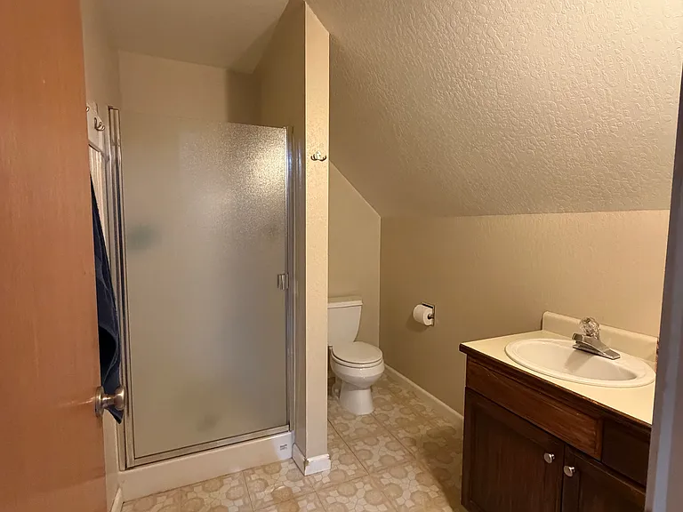 3723 Big Foot Cres — Photo 2
