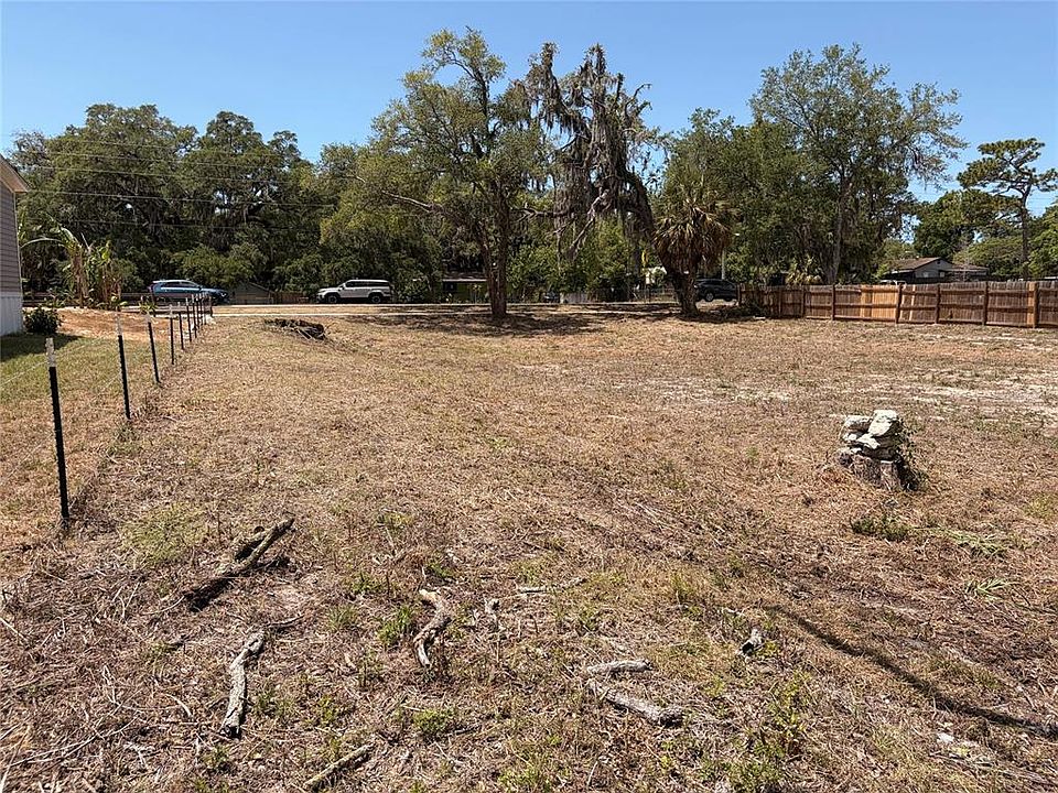 1st image of Hicks Rd