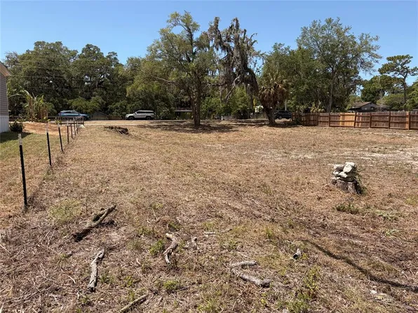 Hicks Rd, Hudson, FL 34667
