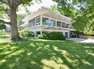 148 Midwood Dr, Burlington, WI 53105