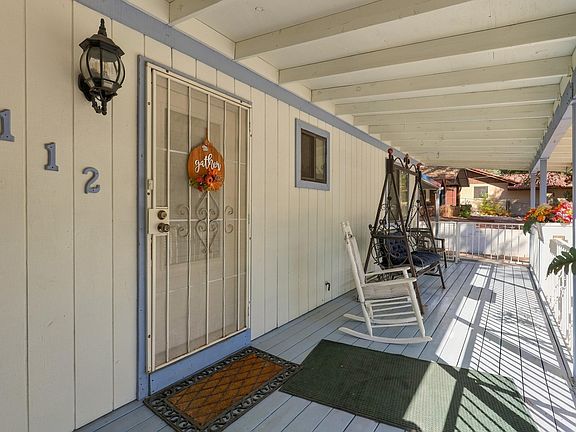 5th image of 112 W Sherwood Dr