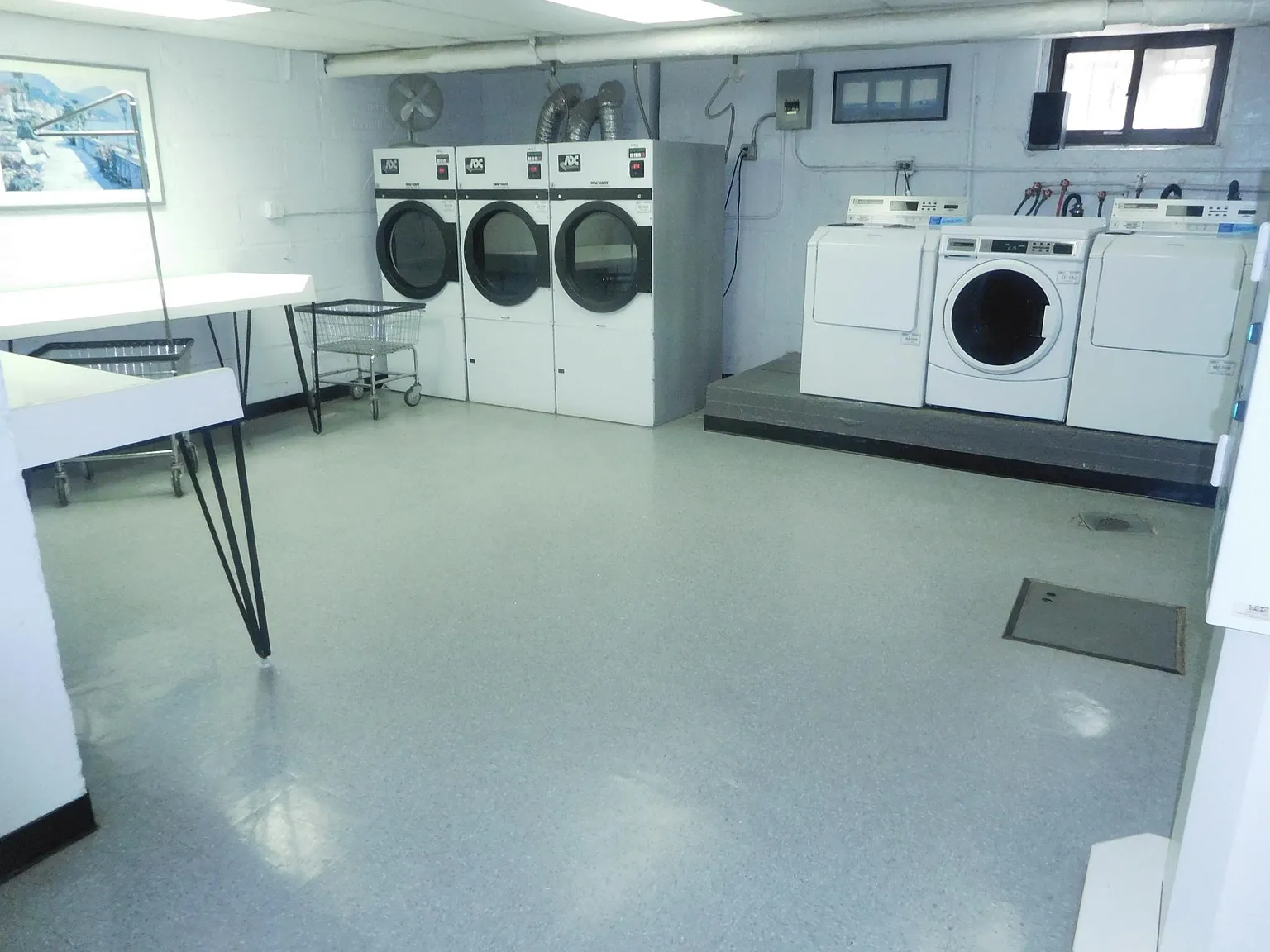 1 bed, 800 sqft, $2,200 — Photo 3