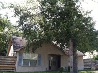 804 Madison Dr, Hinesville, GA 31313