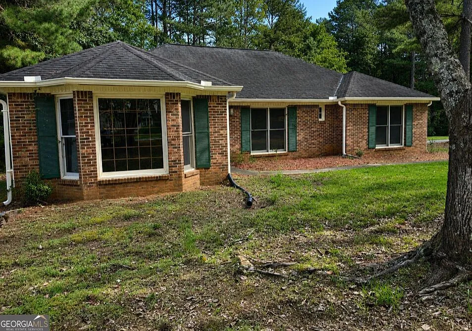 307 Korinna Ct
