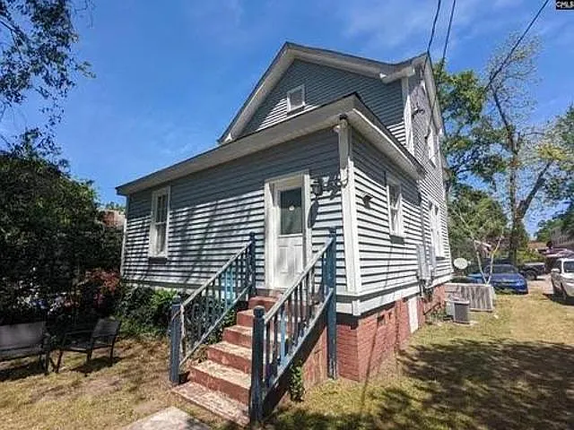 2115 Wallace St — Photo 7