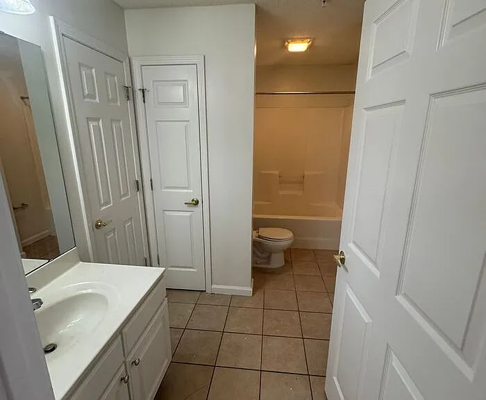 2411 Vancastle Way — Photo 9