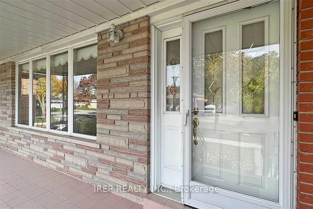 3 bed, $3,200 — Photo 3