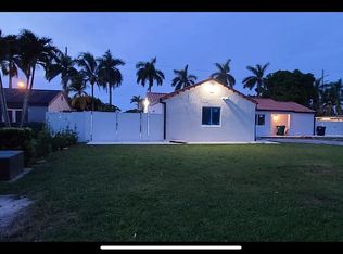 15261 SW 152nd Ter, Miami, FL 33187