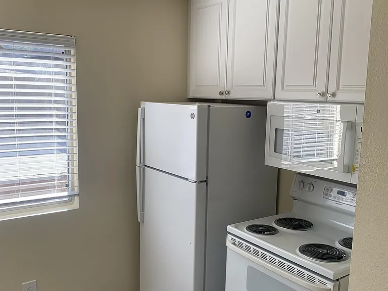 2813 Saint Paul Dr #3 — Photo 6