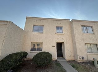 5703 N 43rd Ln, Glendale, AZ 85301