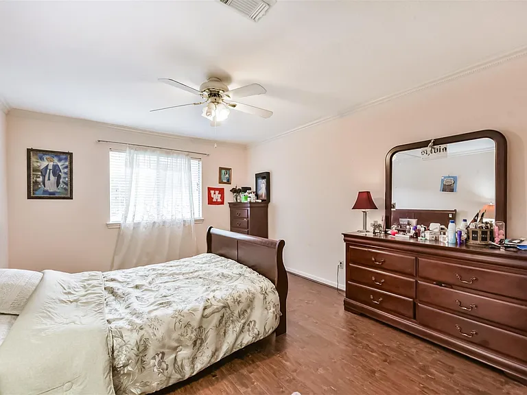 1306 N Gabriel River Cir — Photo 35