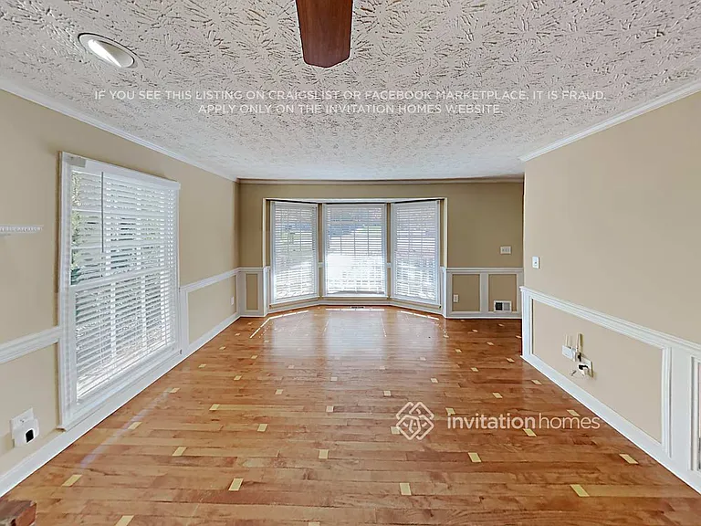 4611 Pine Harbor Ct NE — Photo 6
