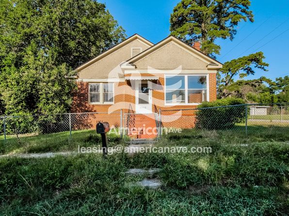 3915 Palmetto Ave
